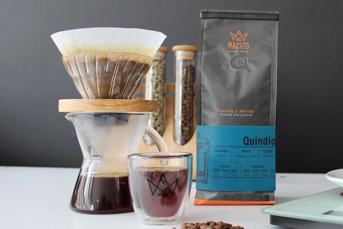 V60 01 Glass with Wooden Base + Spoon